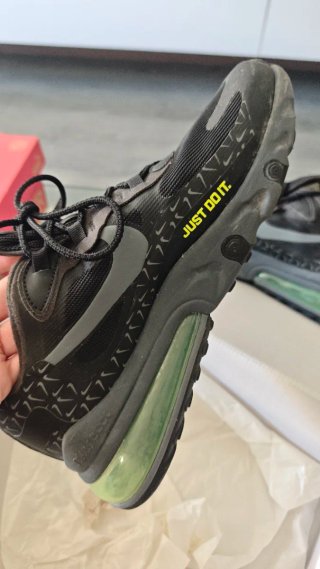 Nike Air Max 270 React Zapatillas
