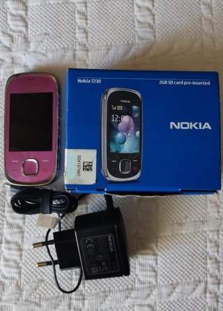 Teléfono Nokia 7230 Rosa y Plata