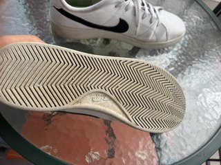 Nike Blancas Clásicas Talla 46