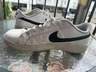 Nike Blancas Clásicas Talla 46