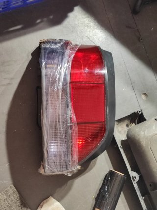 Pilotos Traseros Clio 1 fase 1 Morados