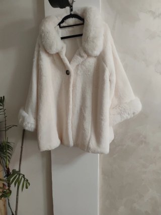 Chaquetón blanco talla 48/50