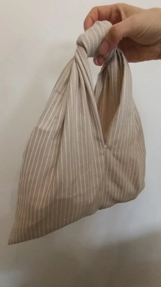 Bolso de mano beige