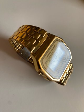 Casio A168WG Reloj Digital Dorado