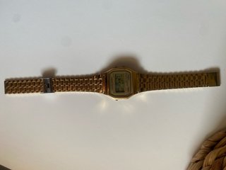 Casio A168WG Reloj Digital Dorado