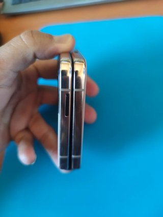 Samsung Galaxy Z Flip 4