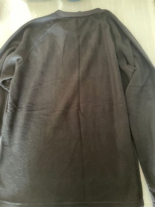 Chaqueta negra de forro polar