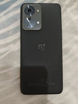 OnePlus Nord 2T. 8Gb con Funda. Sin Cargador.
