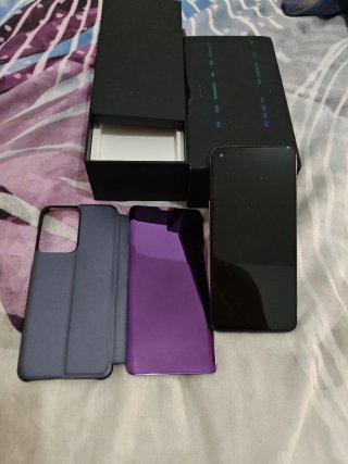 OnePlus Nord 2T. 8Gb con Funda. Sin Cargador.