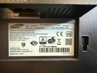 Monitor Samsung da 23 pollici