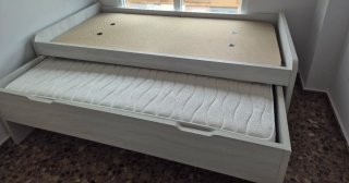 Cajonera Escalera Beige y Verde