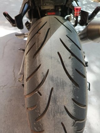 Kawasaki Z750 Roja y Negra