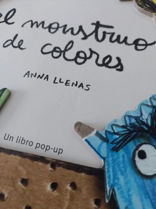 El monstruo de colores pop-up