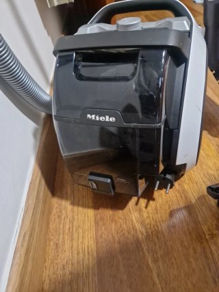 Aspirador Miele Boost CX1 Parquet