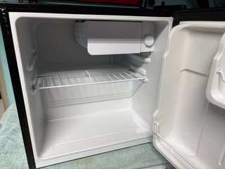 Frigorífico Cecotec 46L Negro
