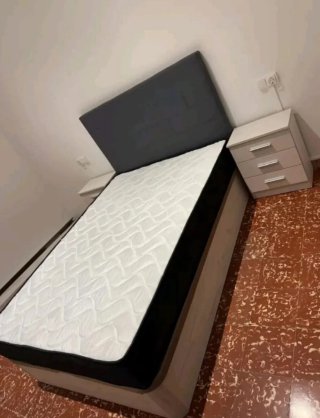 Canapé abatible madera con colchones viscoelastica
