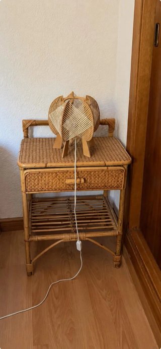 Mesitas de noche de ratán - 2 uds.  precio por ud.