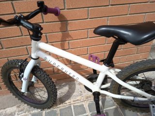 Bicicleta infantil Superhero 16