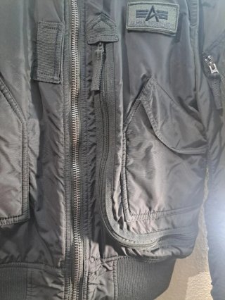 Chaqueta Alpha Industries Verde Militar
