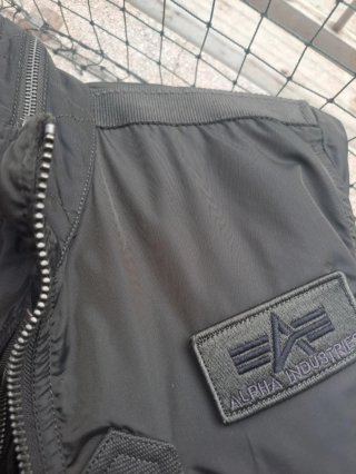 Chaqueta Alpha Industries Verde Militar