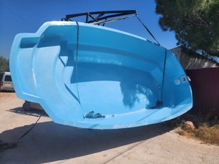 Venta de moldes de piscinas de poliéster