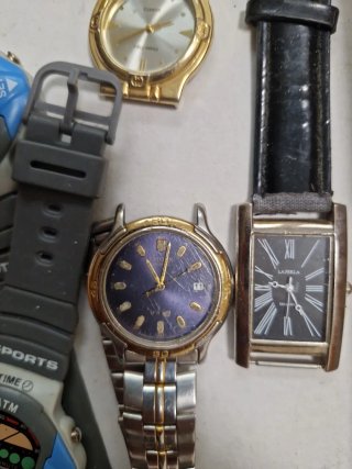 Lotto 10 Orologi Vintage e Moderni