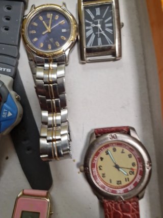 Lotto 10 Orologi Vintage e Moderni
