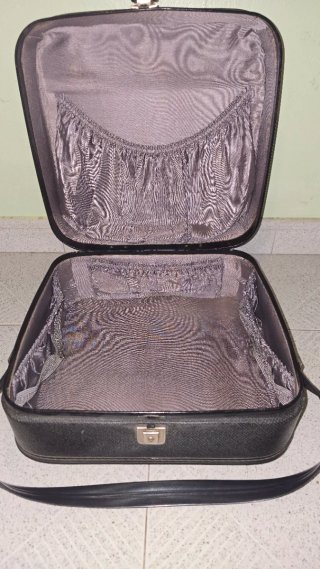Maletín neceser maquillaje pinup negro