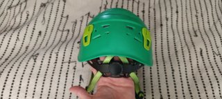 Casco de escalada CAMP verde