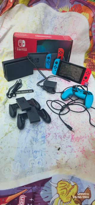 Nintendo Switch c/ sus accesorios & Regalo Juegos