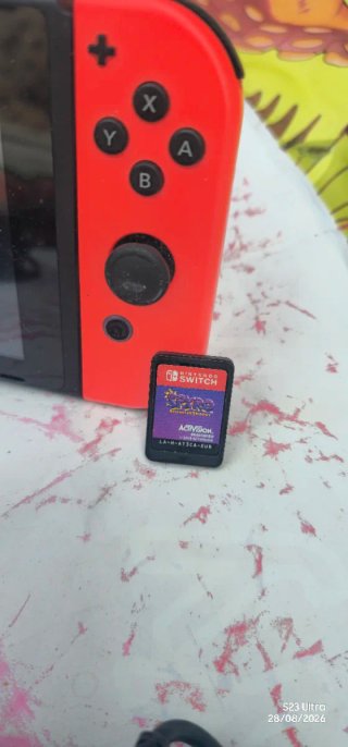 Nintendo Switch c/ sus accesorios & Regalo Juegos