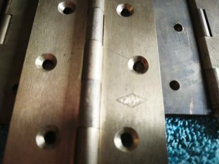 Brisagras de latón para puertas