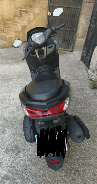 Yamaha Nmax 125 Scooter Negra/Gris