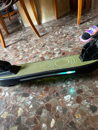 Patinete eléctrico infantil