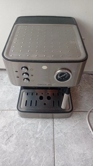 Cafetera Cecotec 850W