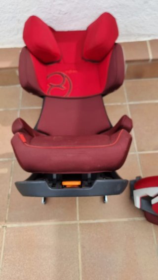 Silla para coche de niños . CYBEX PALLAS-FIX