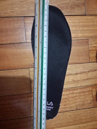 Zapatillas deportivas Fila negras y rosas