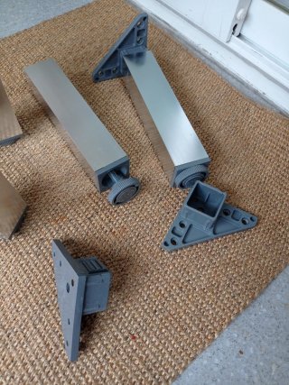 4 Patas de Aluminio para Muebles