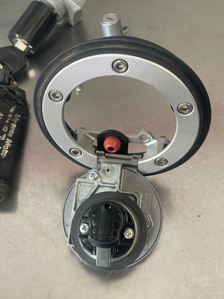 Cerradura Yamaha MT-125 2023
