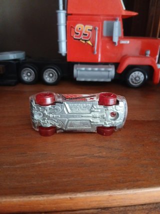 Coche Hot Wheels Transparente Rojo