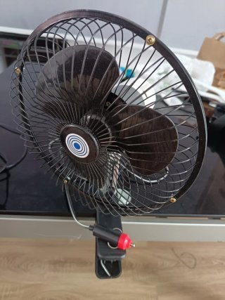 2 Ventiladores USB y Mechero Coche