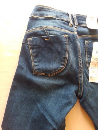Vaqueros Talla 24  ver detalle en etiquetas  Azul