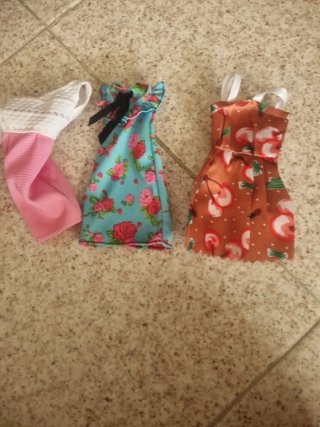 Set di vestiti per bambola Barbie