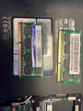 2x 2GB DDR3 RAM Modules