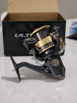 Carrete Shimano Ultegra FD 4000, a estrenar.