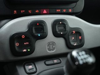Fiat Panda 1.0 Hybrid 70CV Garmin