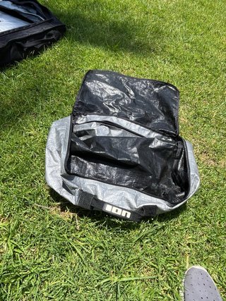 Bolso Kitesurf ION Negro