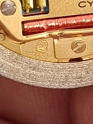 Reloj Cyma Cuarzo Vintage Dorado