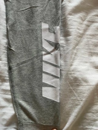 Mallas Nike grises