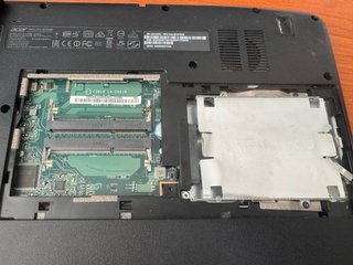 Acer Aspire ES 15 ES1-524-93KE bianco